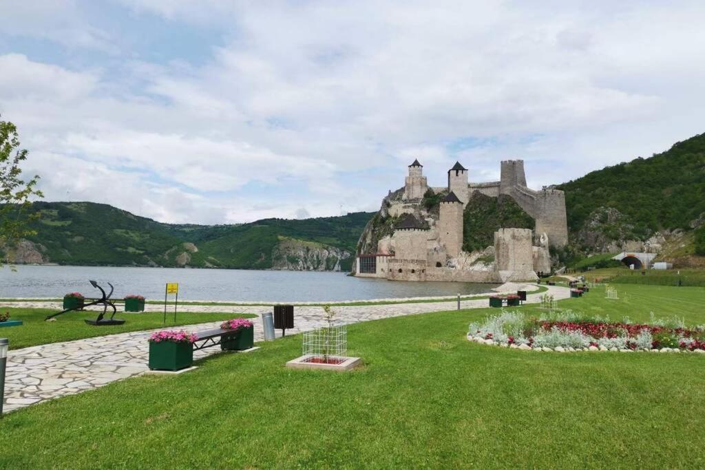 Apartment Rajic Golubac Exterior photo