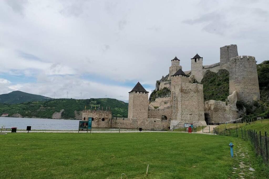 Apartment Rajic Golubac Exterior photo